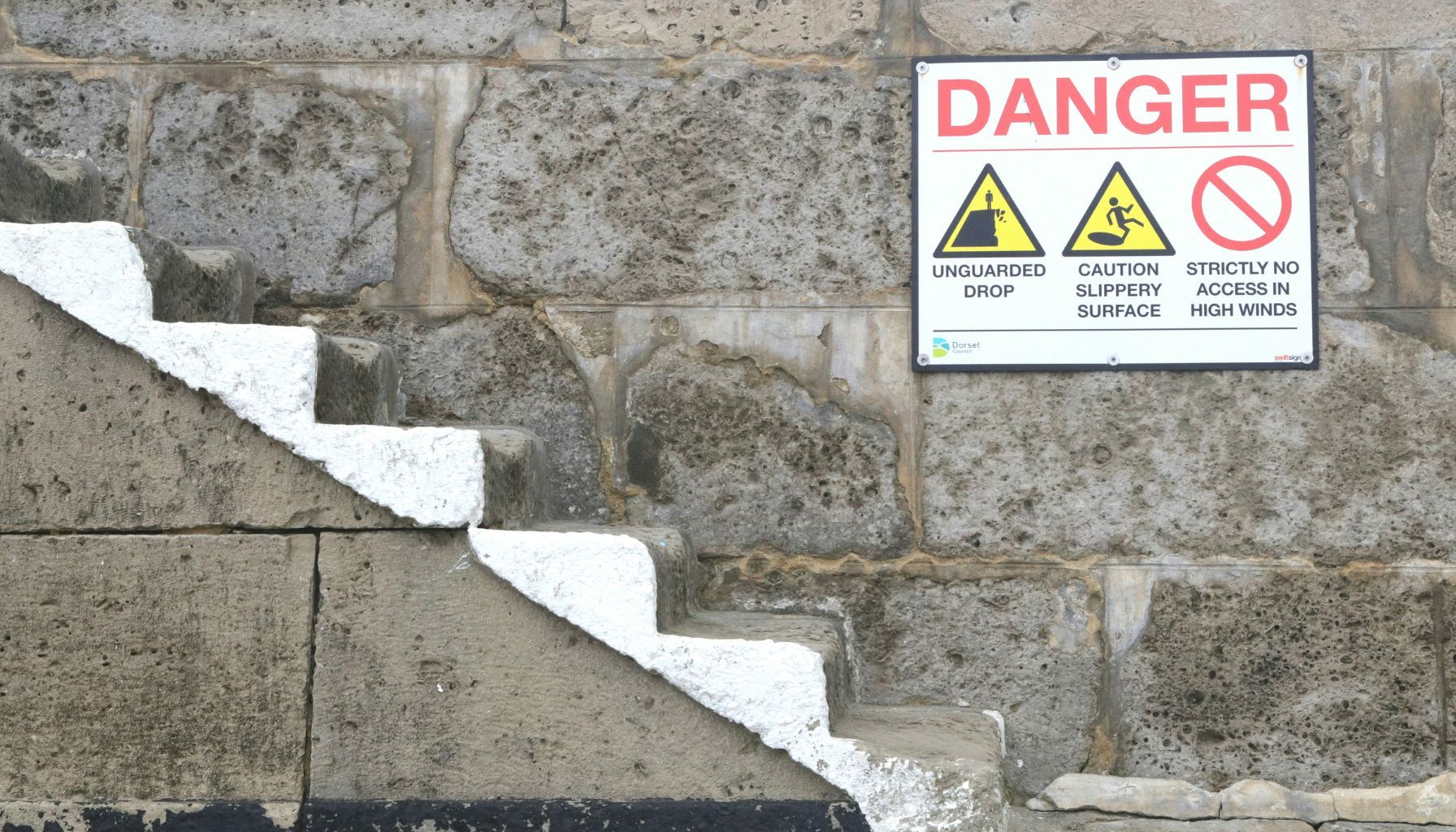 Wallclaimer Risk Five Key Questions on AI: Private Credit Risks, the “SaaSpocalypse ...